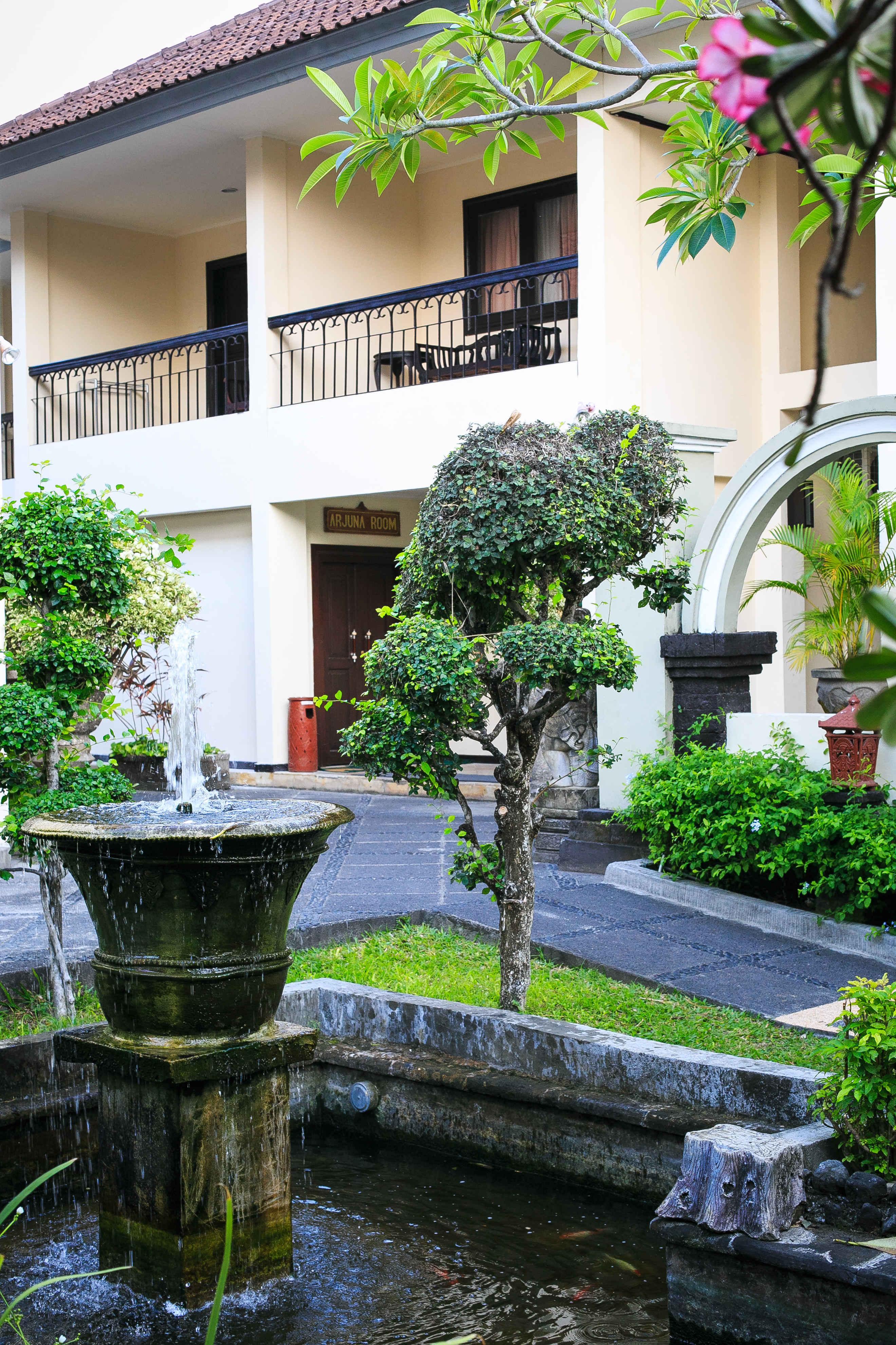 Legian Paradiso Hotel Εξωτερικό φωτογραφία