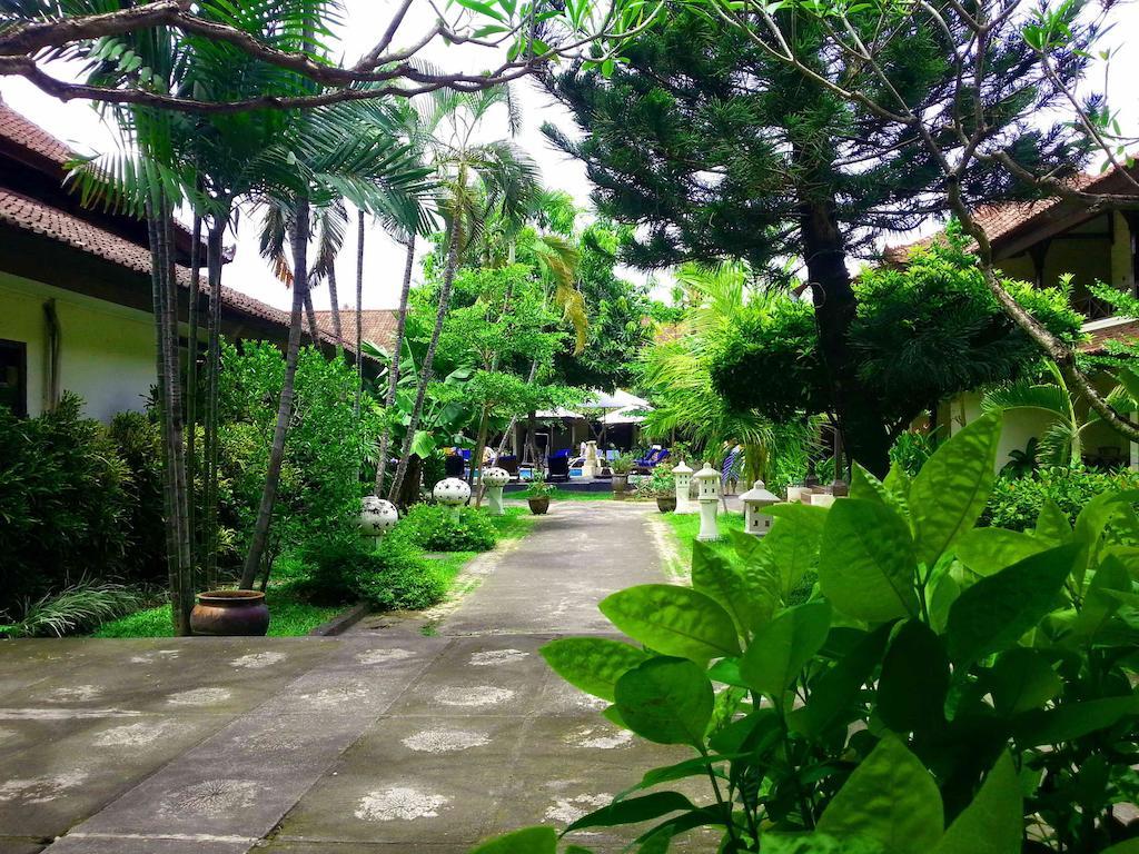 Legian Paradiso Hotel Εξωτερικό φωτογραφία
