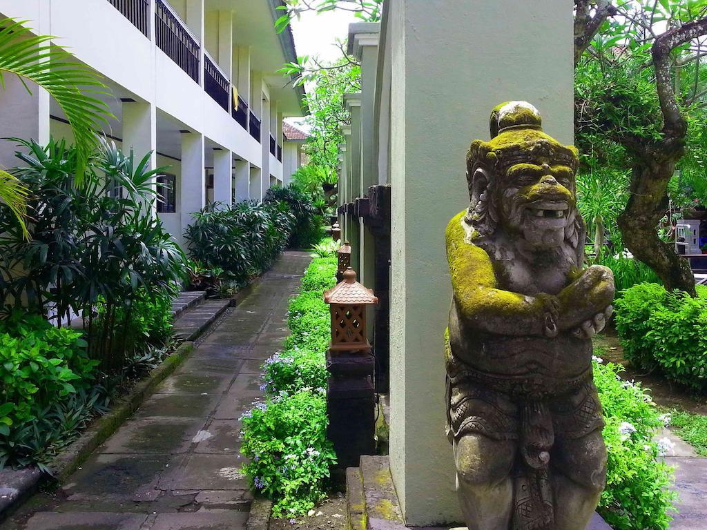 Legian Paradiso Hotel Εξωτερικό φωτογραφία